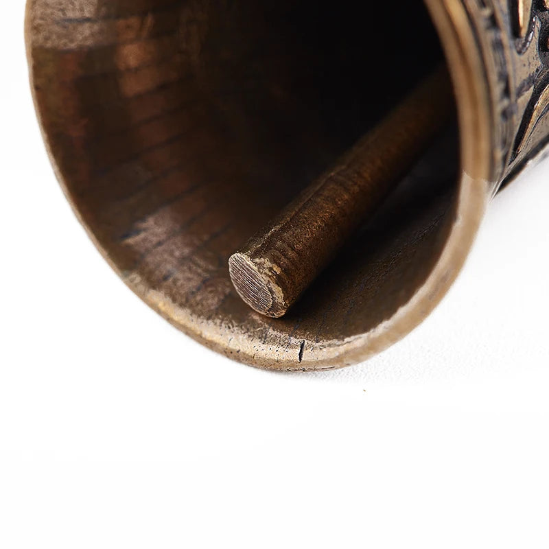 Petite Cloche Tibétaine en Laiton