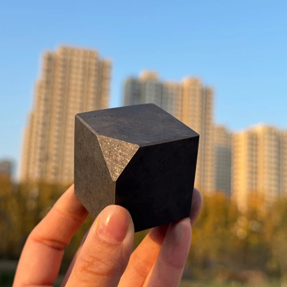 Cube en Pierre Shungite