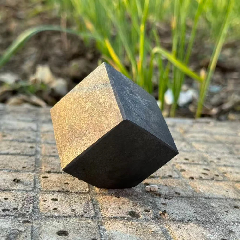 Cube en Pierre Shungite