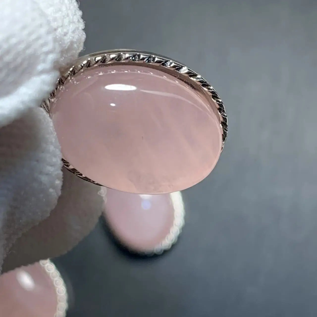 Pendentif en Quartz Rose Ovale