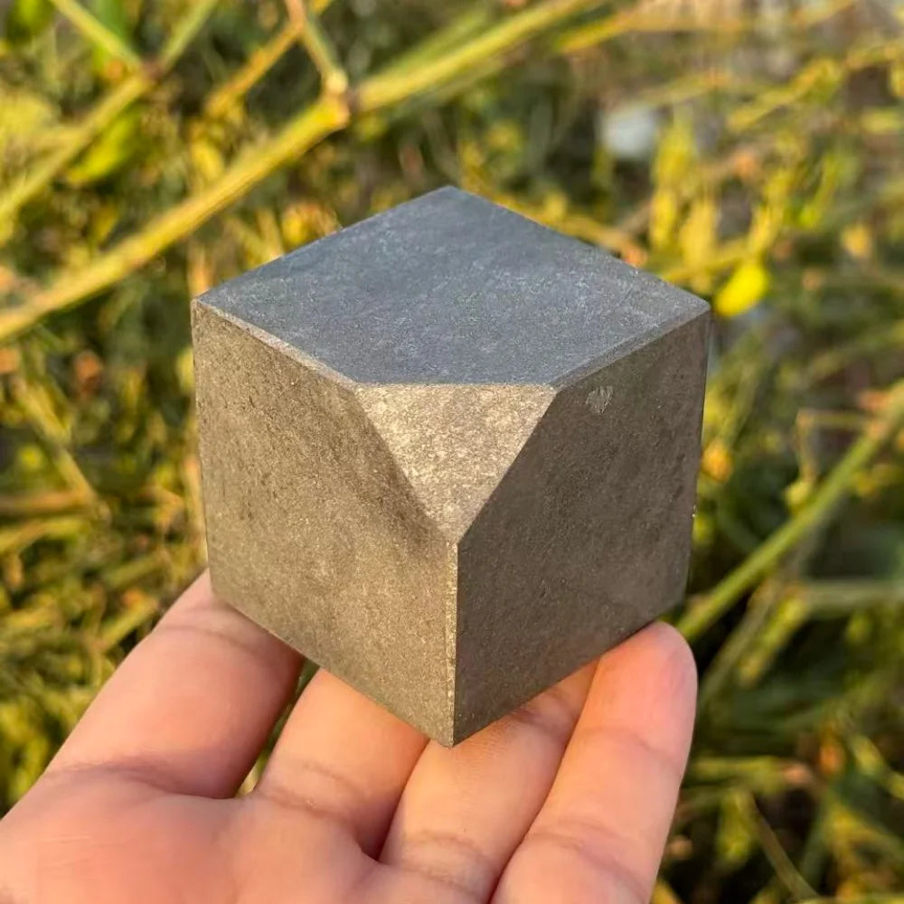 Cube en Pierre Shungite